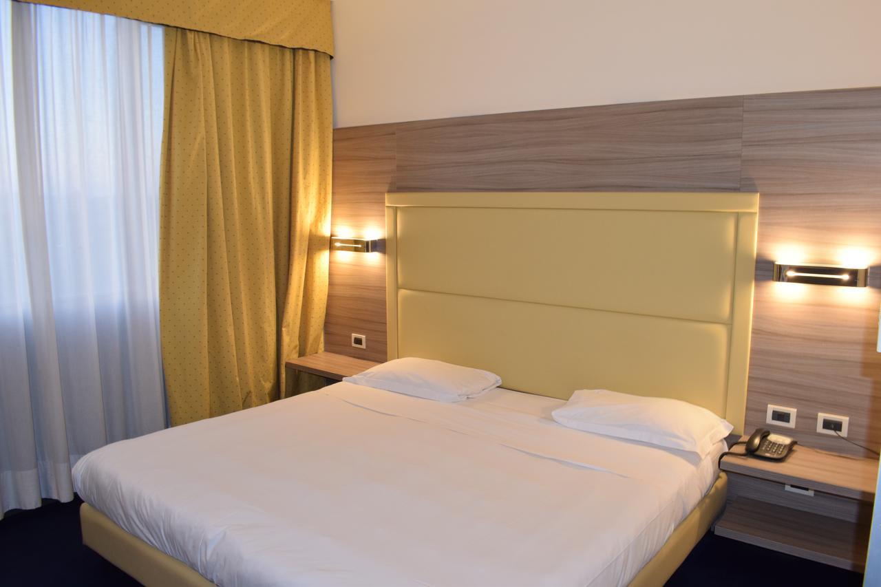 Palace Inn Rome Fiano Fiano Romano Eksteriør bilde